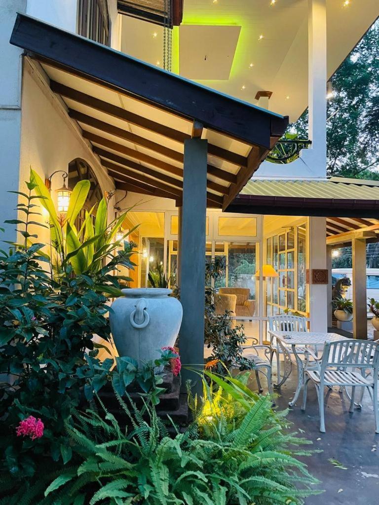 Sadula Holiday Resort - Anuradhapura Exterior foto